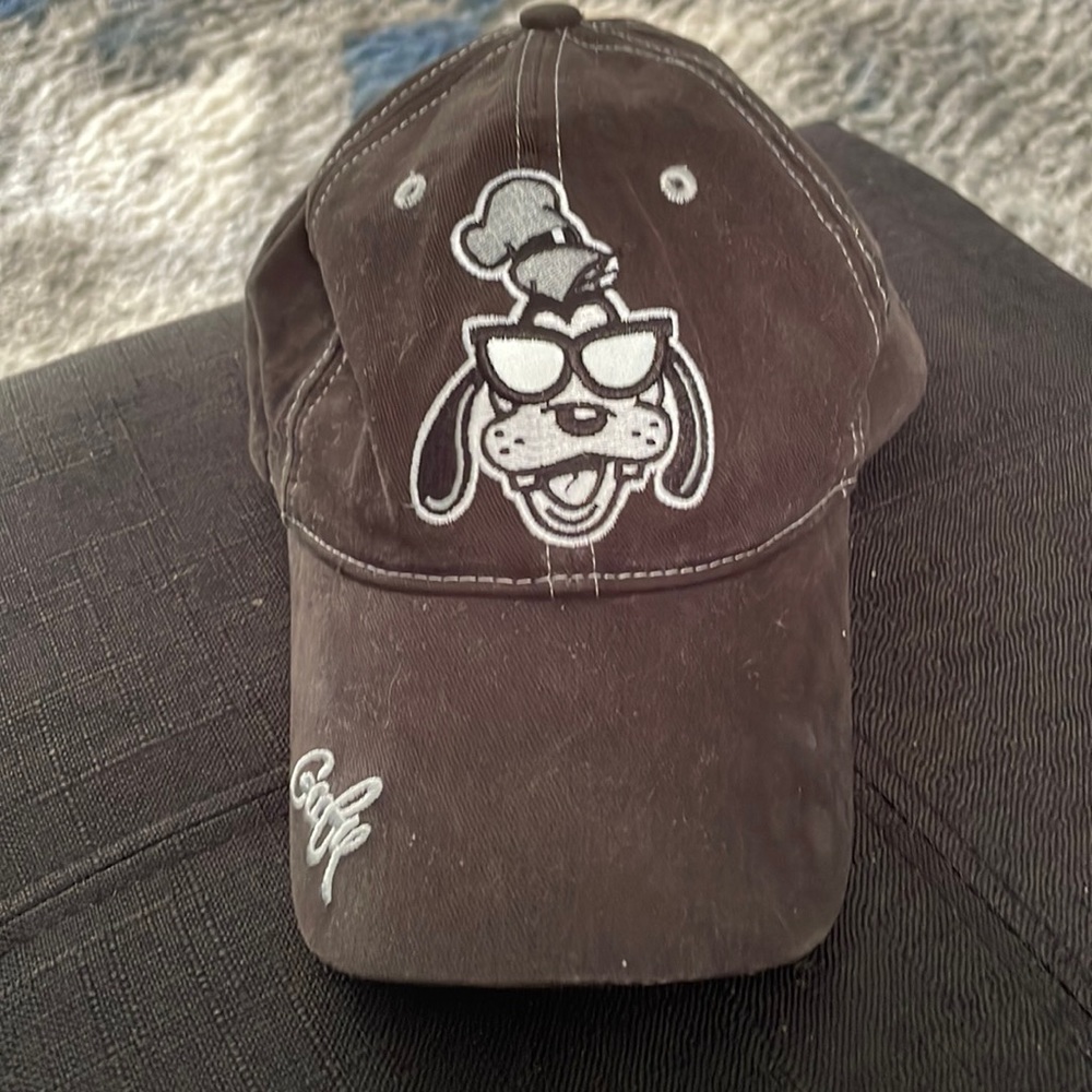 Walt Disney World Goofy baseball hat. Used